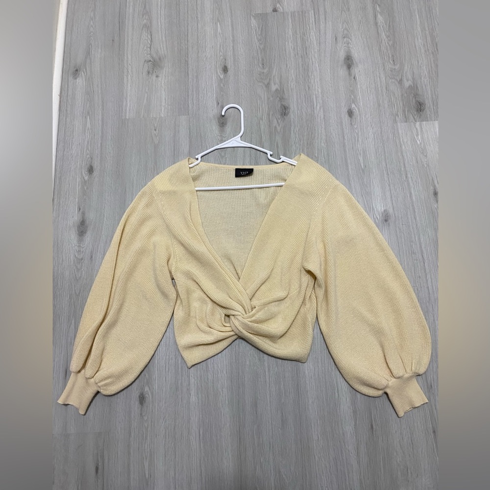 Vici Sweater - image 1